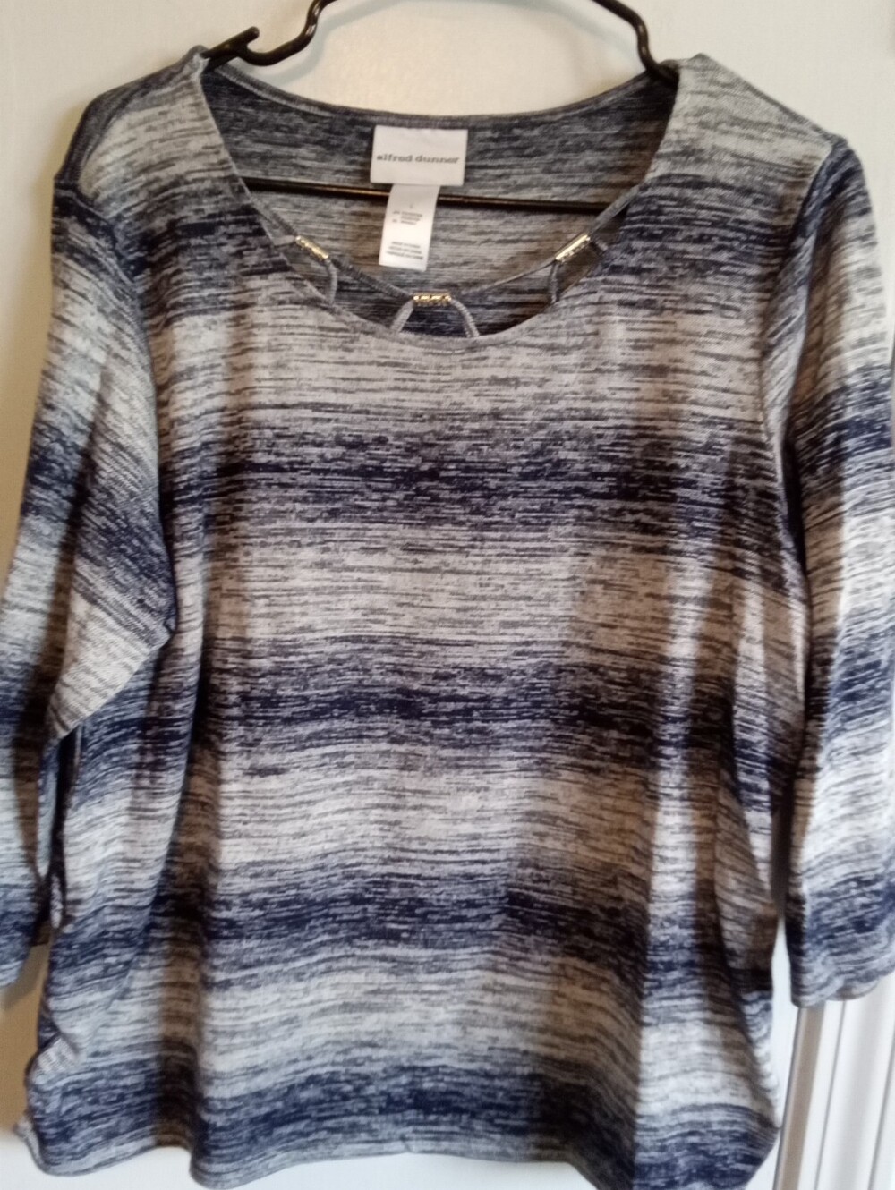 #6052 Navy & White Top. -  L